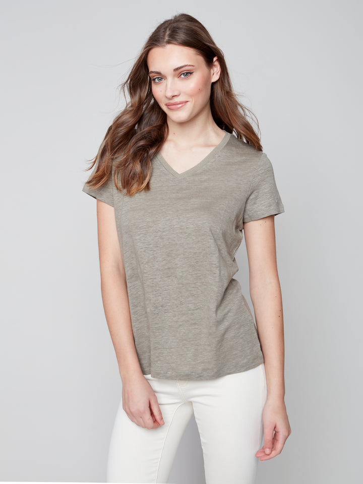 Short-Sleeved Linen T-Shirt with V-neck - C1231