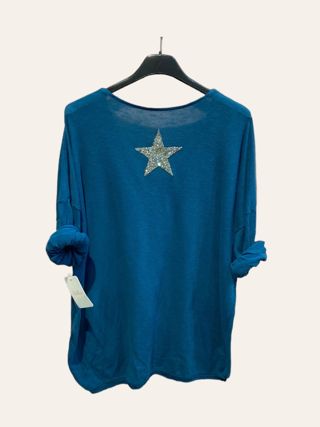 - Cotton top with a rhinestone star : WHITE