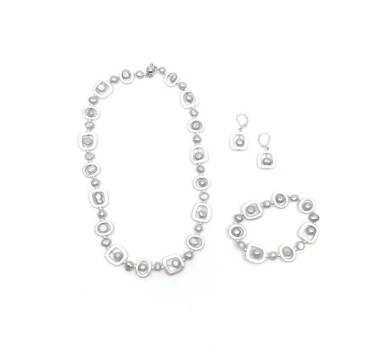 405 - Silver Geometric NK Silver Freshwater Pearl
