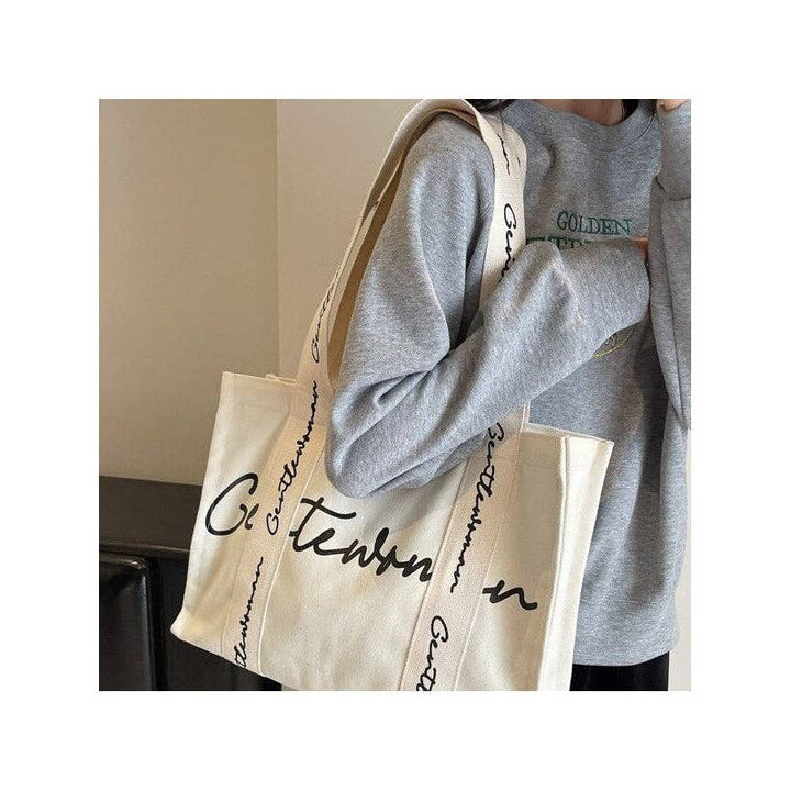 CHIC CANVAS TOTE