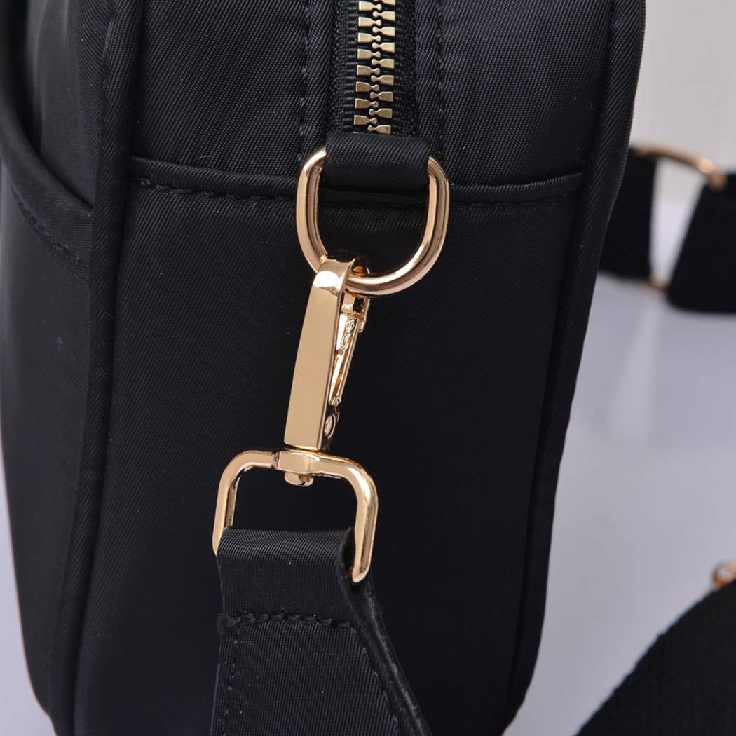 Crossbody Bag: / PINK