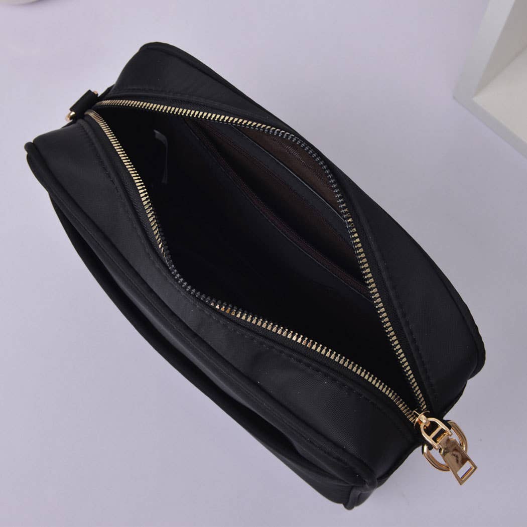 Crossbody Bag: / PINK