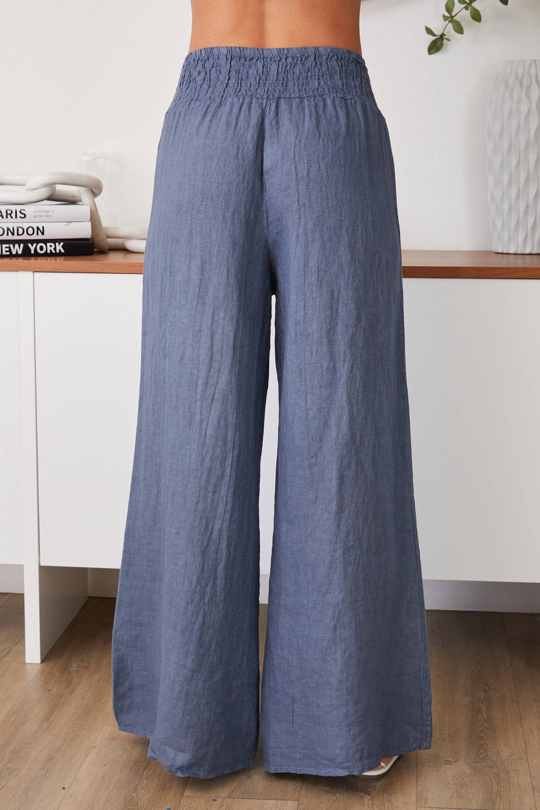 LINEN SMOCKED WAIST PANT: Mocha / M