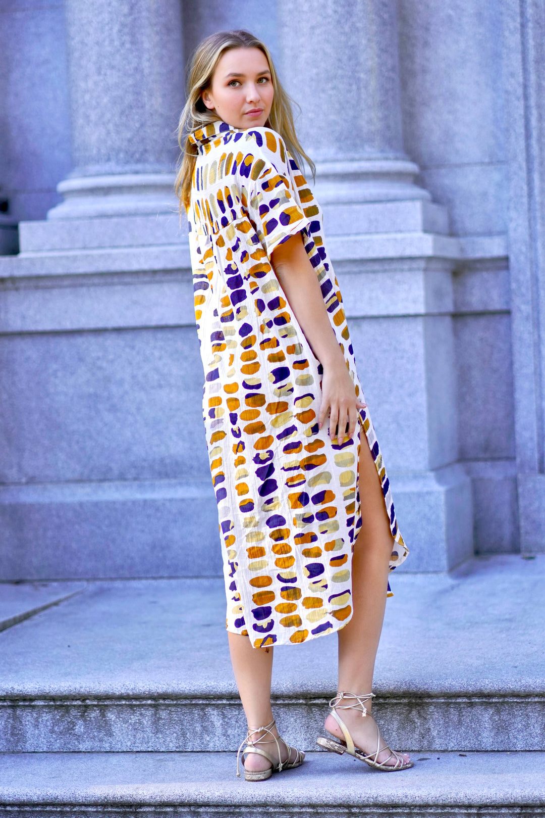 Zoey Geo Dress: White Gold / L