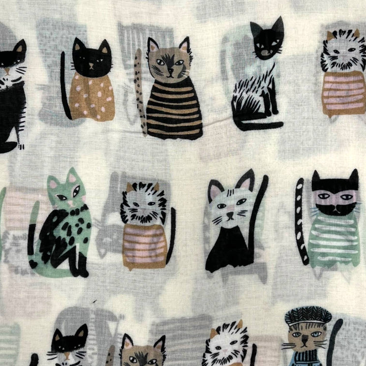 Cats wearing hats print scarf: Beige