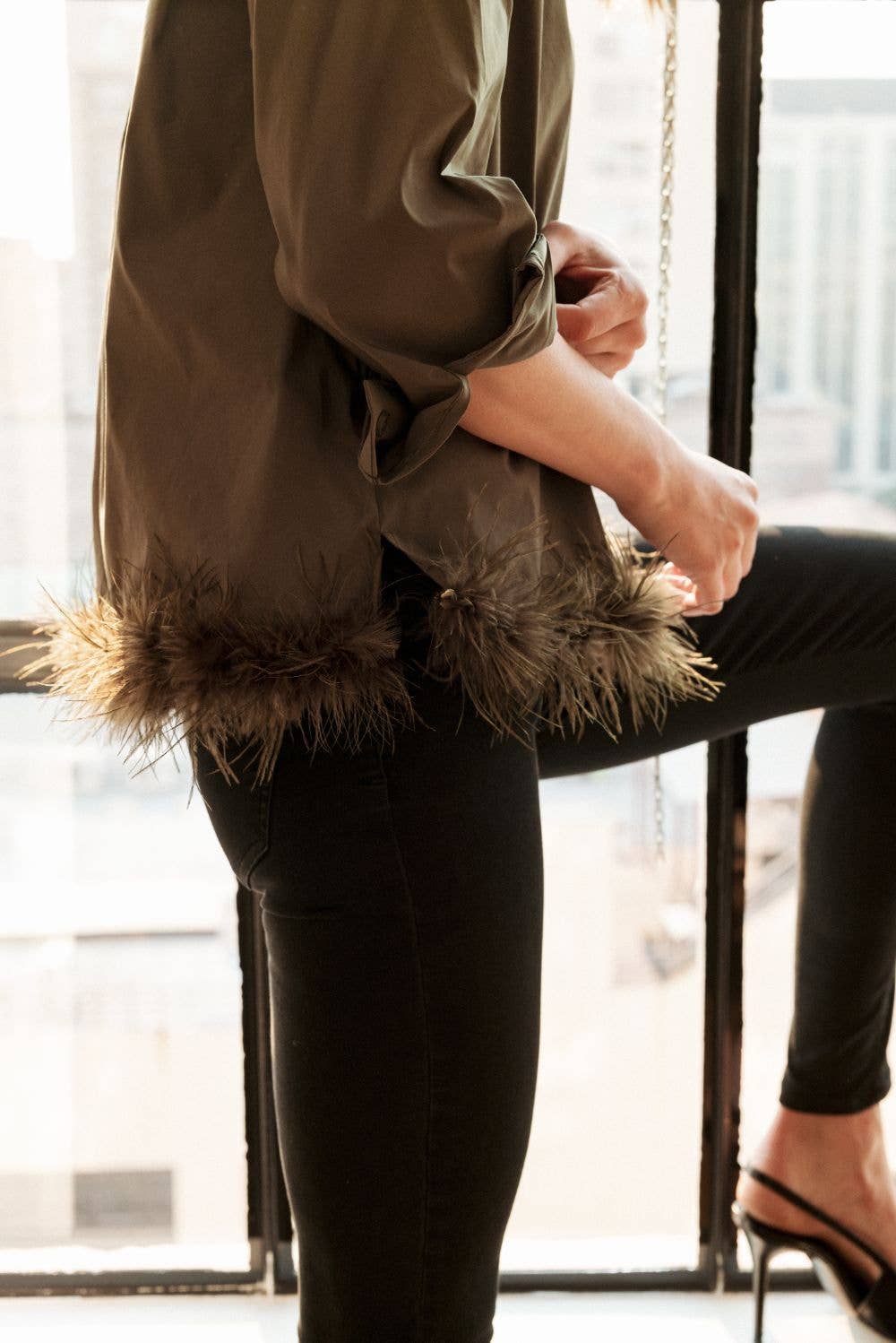Feathered Top: Navy / L