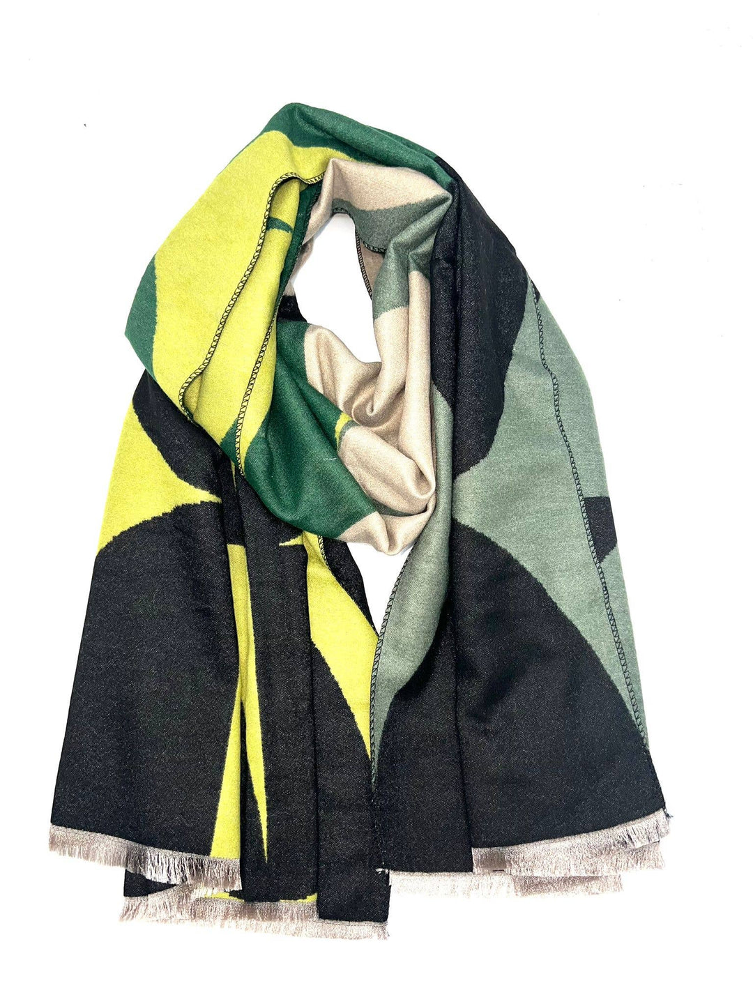 HH-275 Chic Scarf with GeoPattern: Black