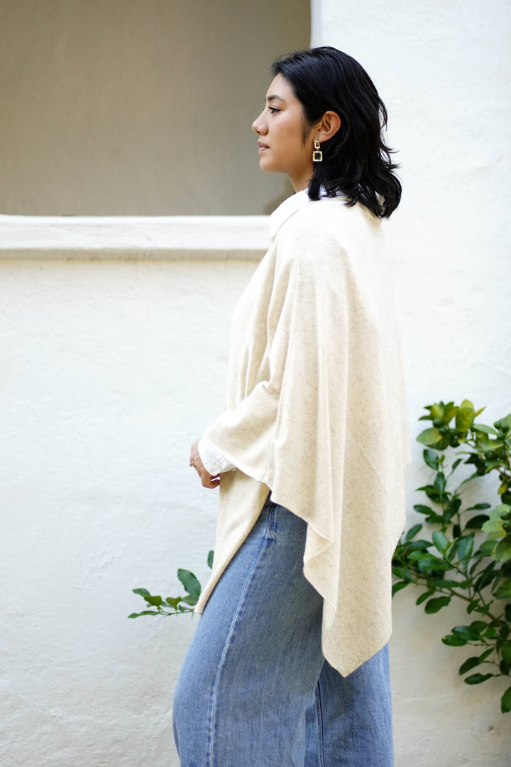 Cashmere Poncho: Oatmeal