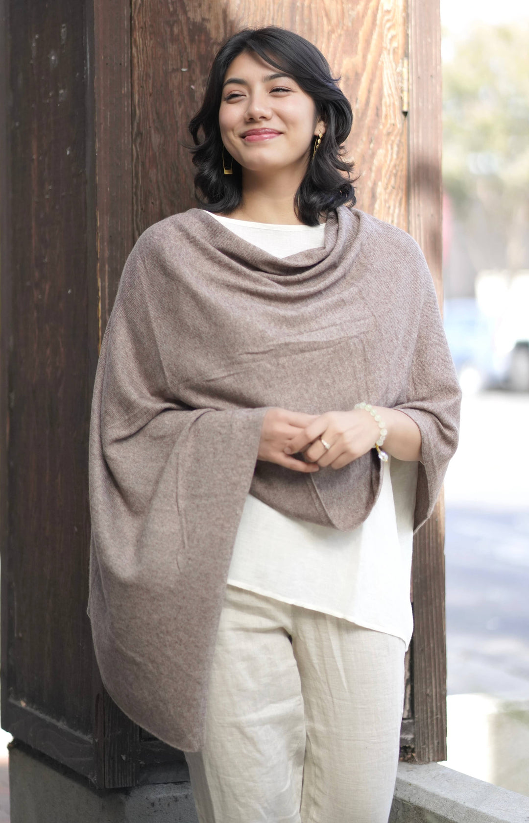 Dolma - Cashmere Poncho Mocha : Mocha