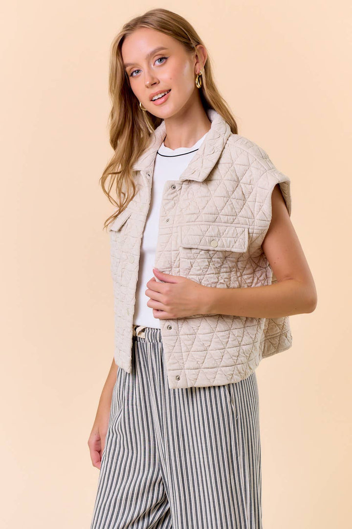 Doe and Rae - QUILTED POINT COLLAR FLAP PATCHED POCKET VEST - 10626J-1: OAT / L
