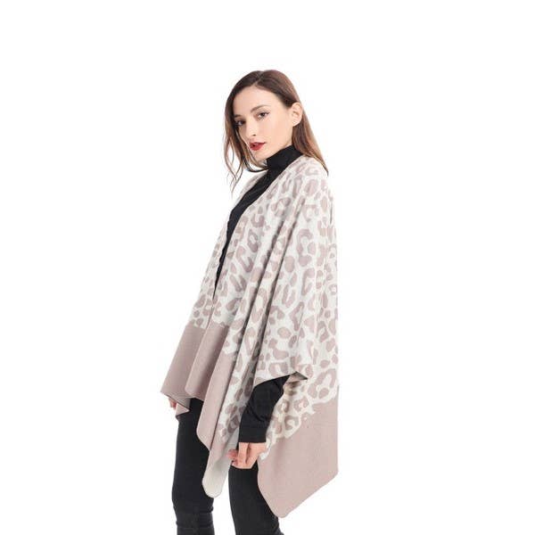 Cheetah Print Reversible Cape: 03 Grey
