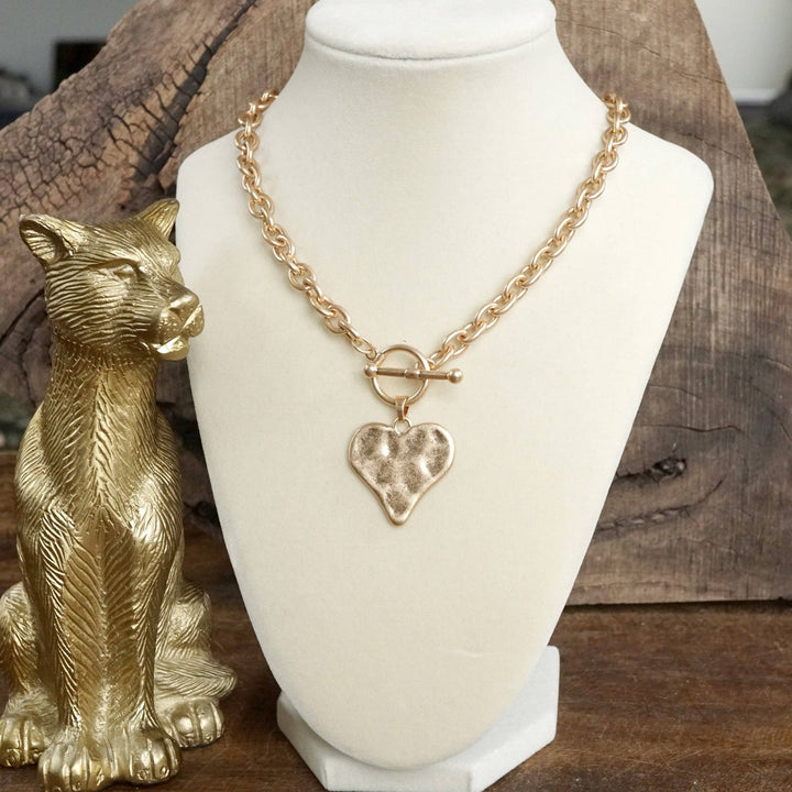 Hammered Heart Toggle Neck: Gold