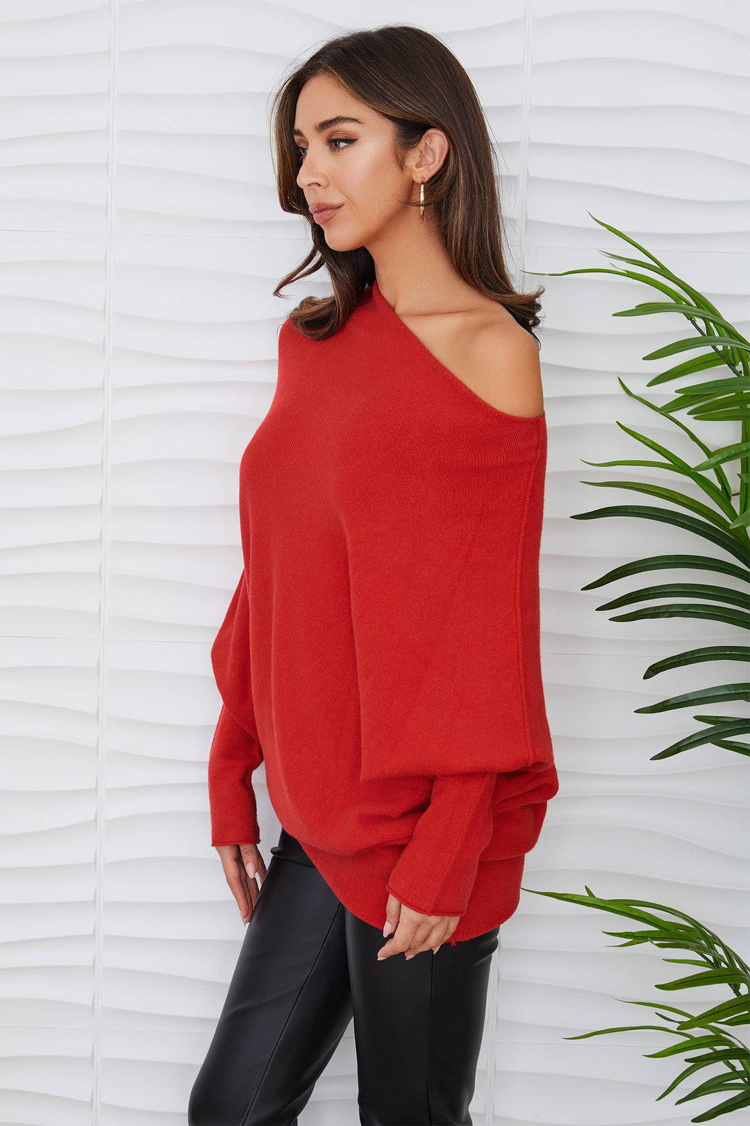 ASYM SWEATER (RED): M/L