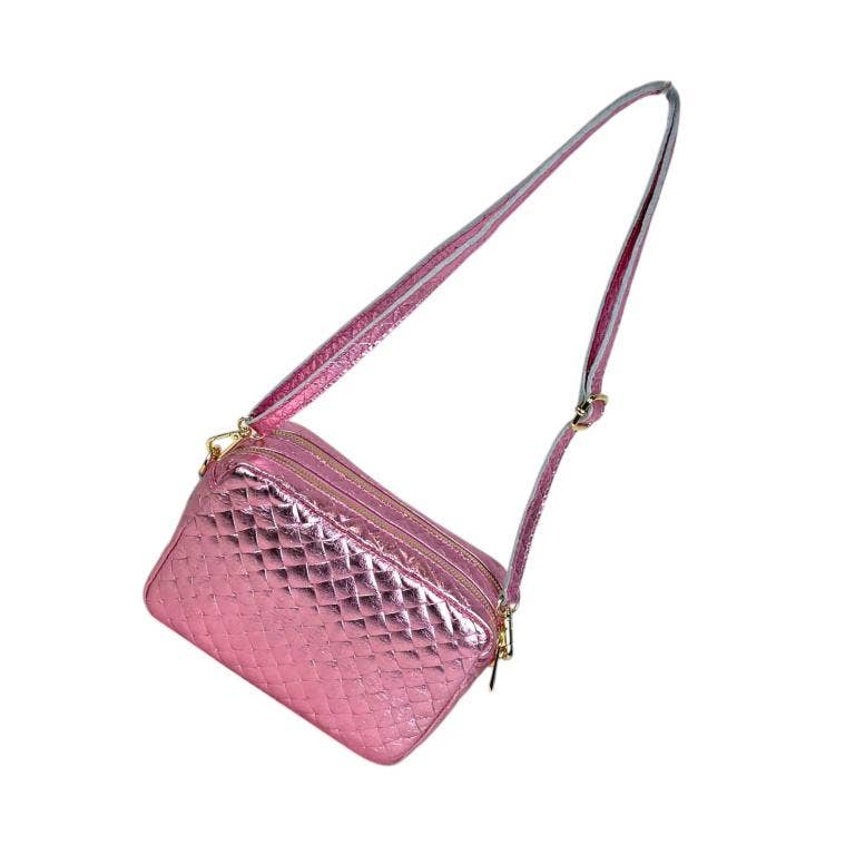 Crossbody Bag in Leather: Gold