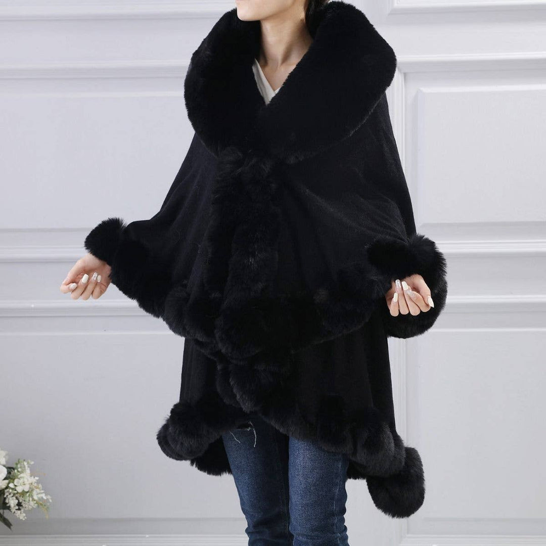 PE371 Double layer fur trimmed capes: Black
