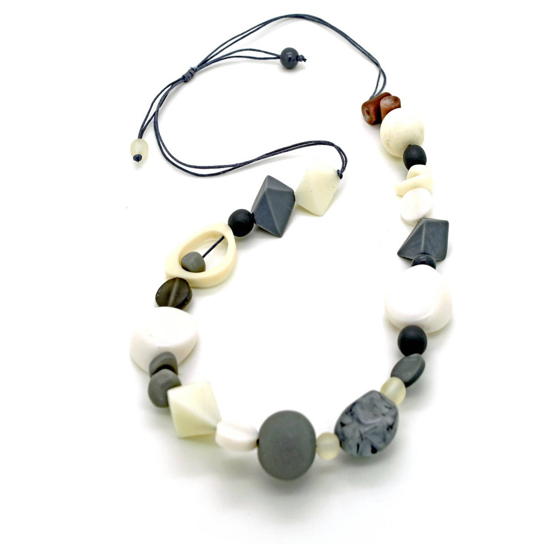 Mod Resin Necklace-82273