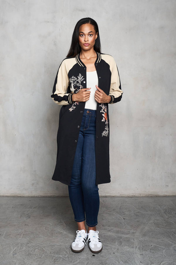 Embr Baseball Duster: Black / S