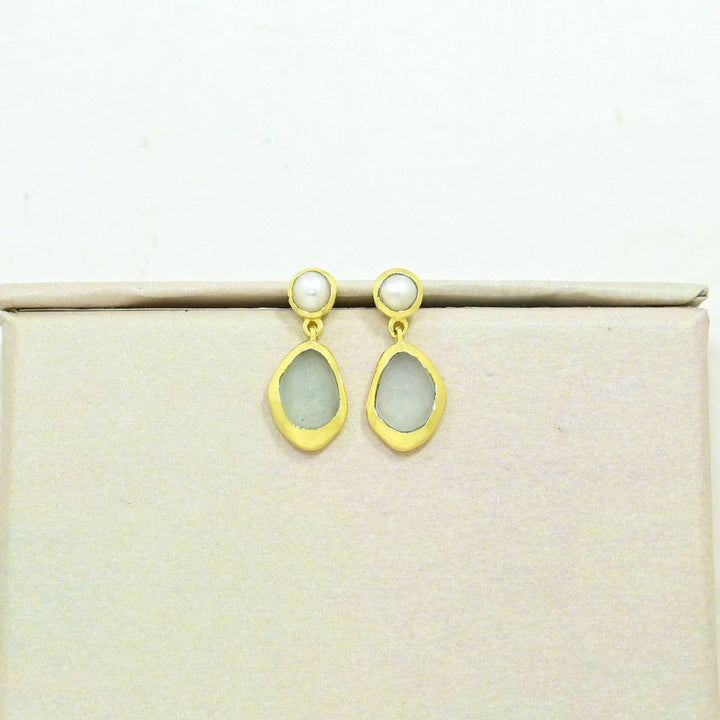 Aylani Earring - Pearl & Aquamarine Chalcedony
