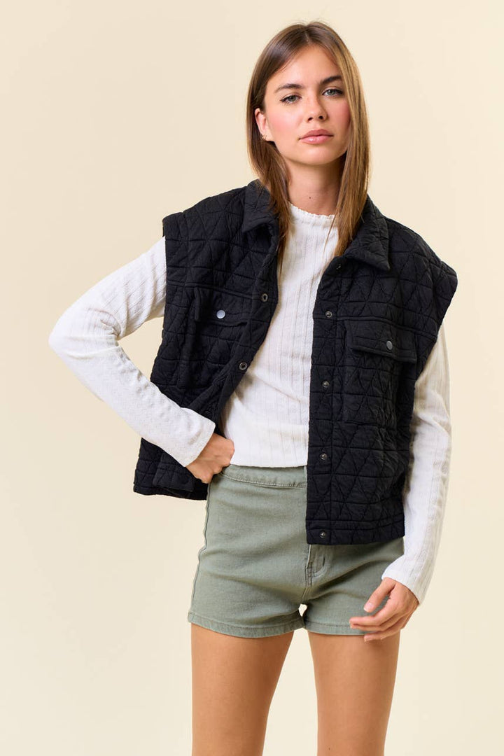 Doe and Rae - QUILTED POINT COLLAR FLAP PATCHED POCKET VEST - 10626J-1: OAT / M
