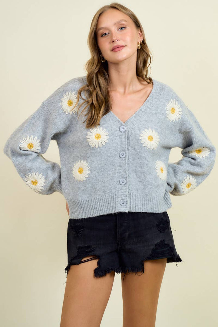 Doe and Rae - FLORAL APPLIQUE BUTTON DOWN SWEATER CARDIGAN - 10786J: GREY / M