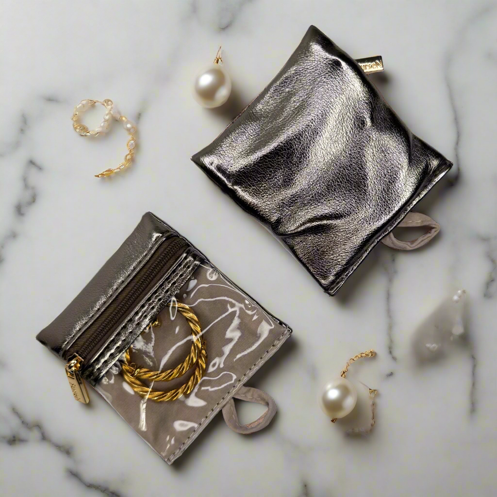 Oprah's Favorite Ultra Jewelry Case - Bronze