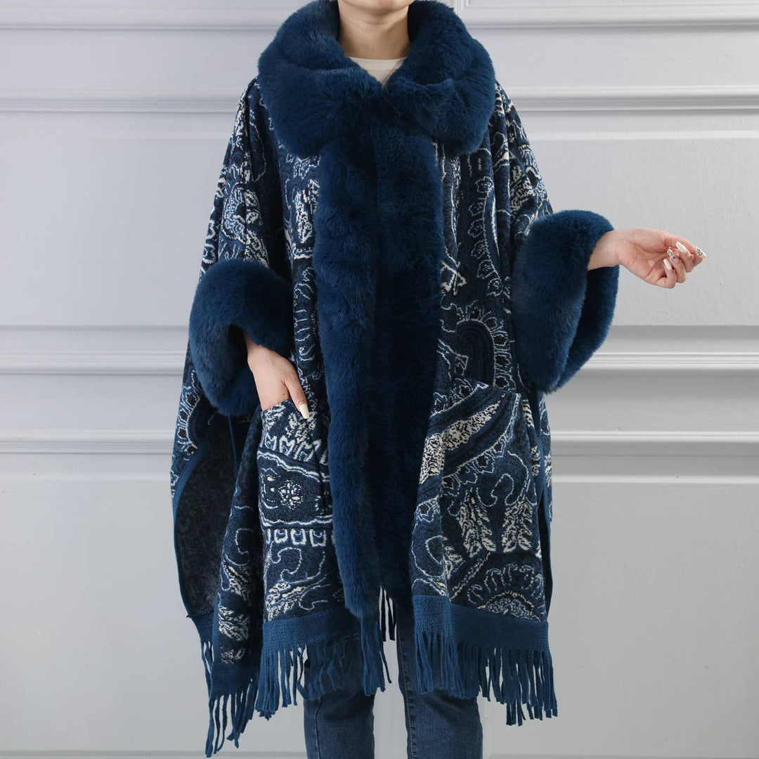 PE361 Paisley print cape: Black