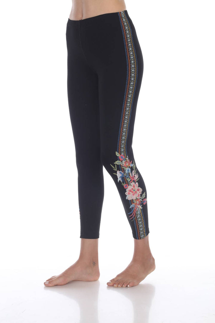 Stretch Legging with Embroid: Black / XL
