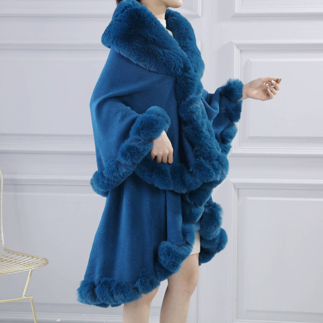 PEACH ACCESSORIES - PE371 Double layer faux fur trimmed capes: Raspberry