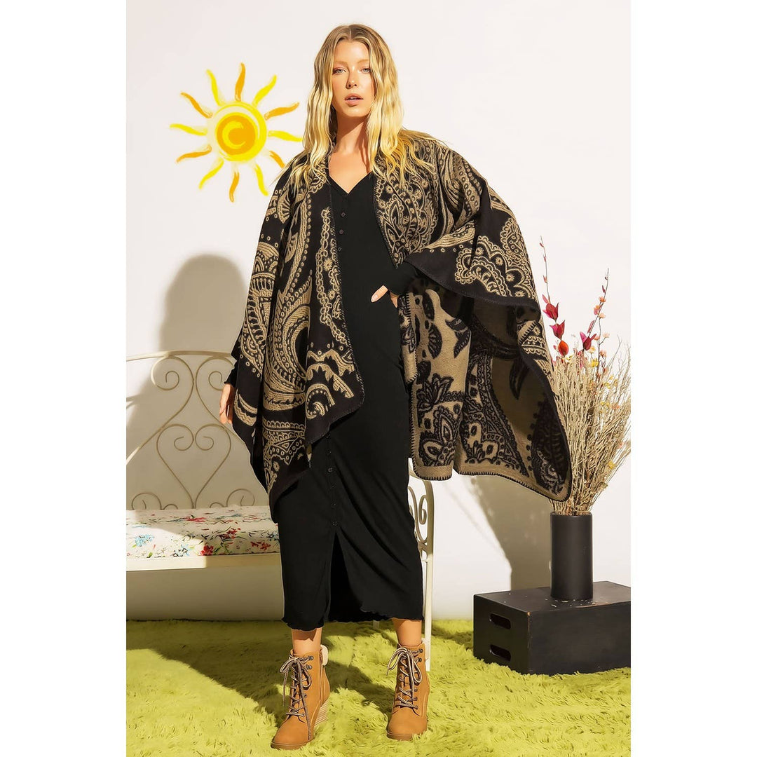 REVERSIBLE FLORAL JACQUARD PONCHO: Red / Black / ONE SIZE