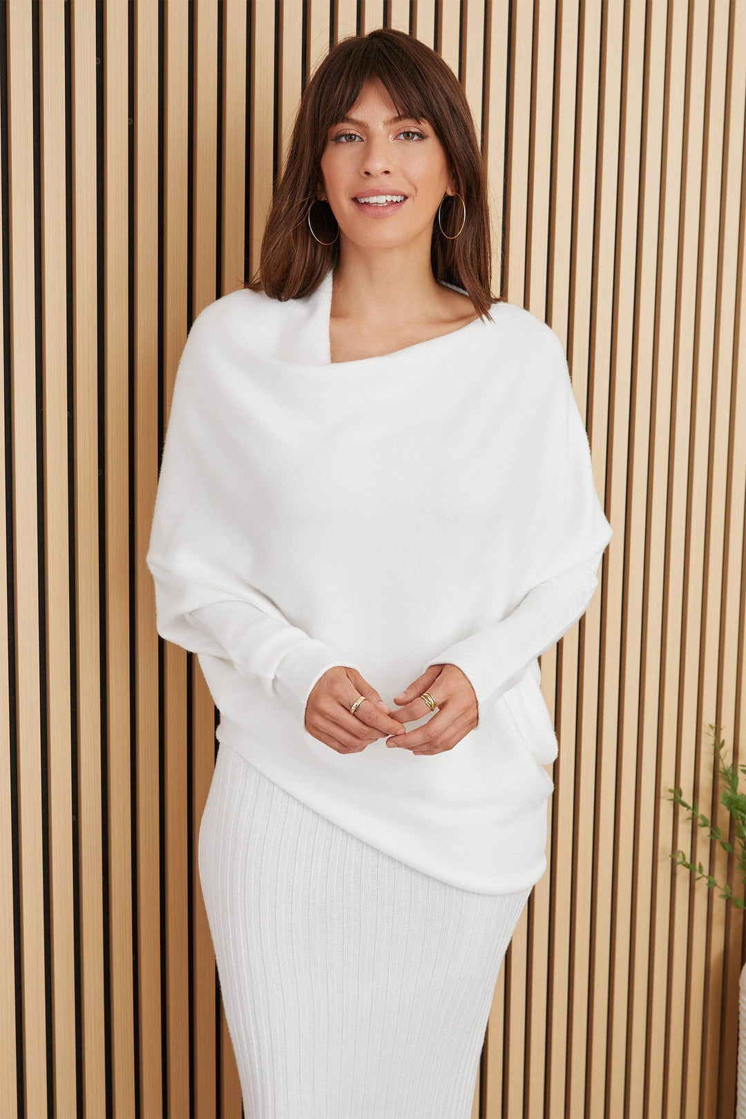 ASYMMETRICAL SWEATER: White / XS/S