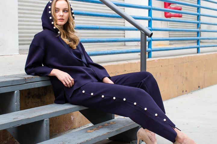 Francine Scuba Pearl Hoodie: Black/ M