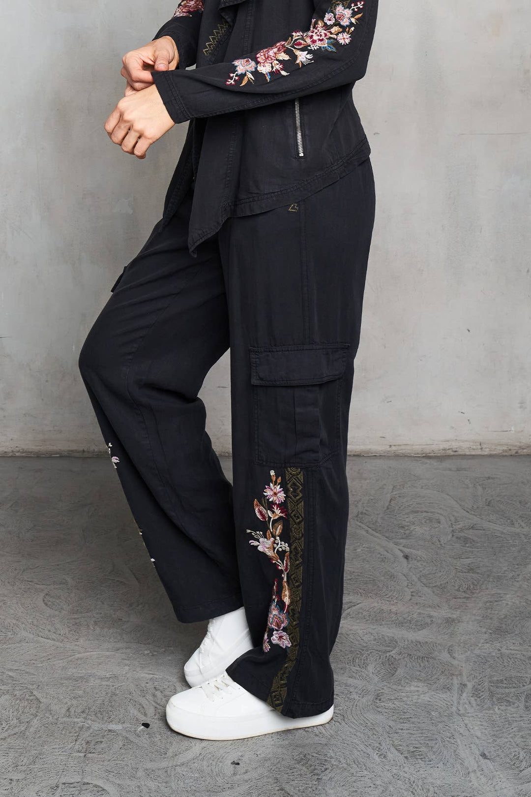 Cargo Pant: Black / S