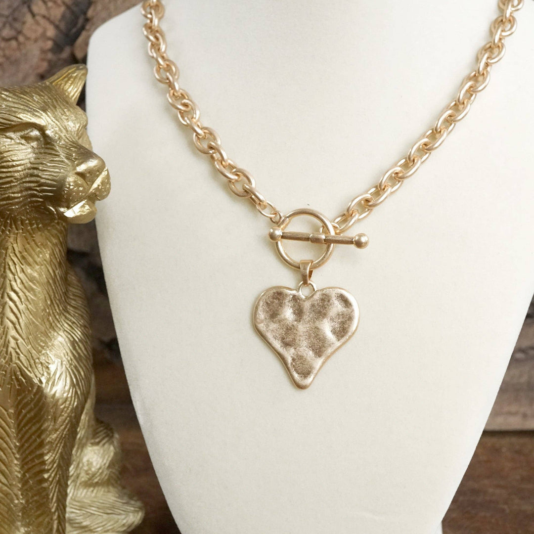 Hammered Heart Toggle Neck: Gold