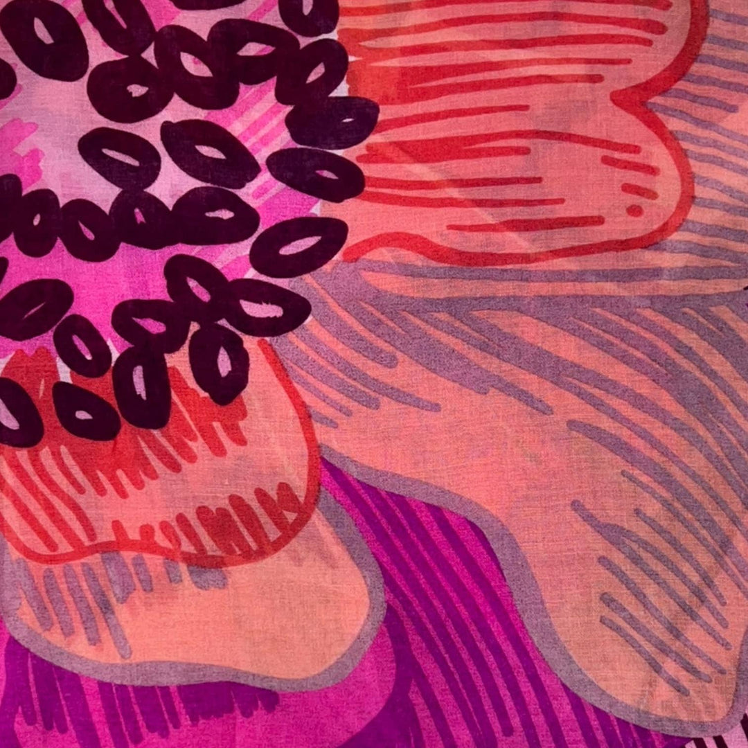 Big flower printed scarf: Hot Pink