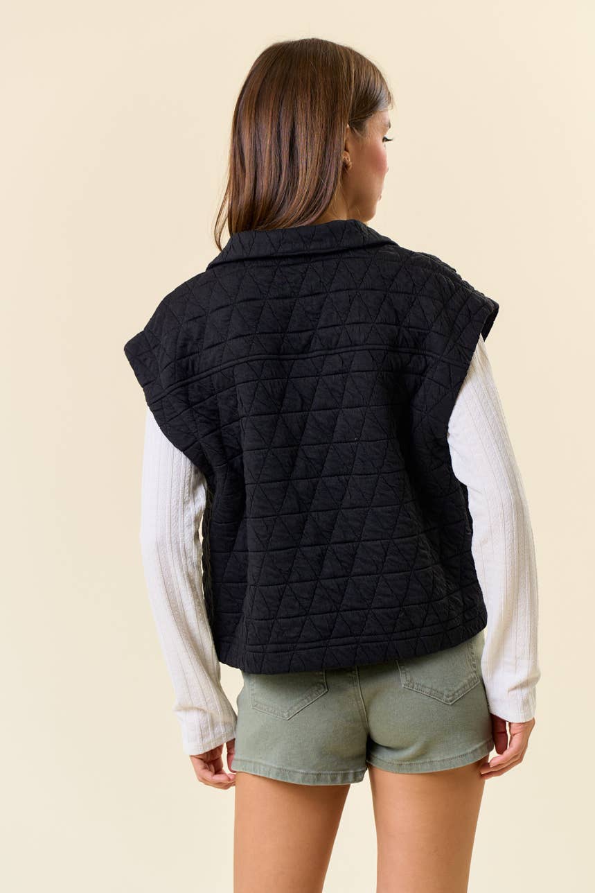 Doe and Rae - QUILTED POINT COLLAR FLAP PATCHED POCKET VEST - 10626J-1: OAT / M