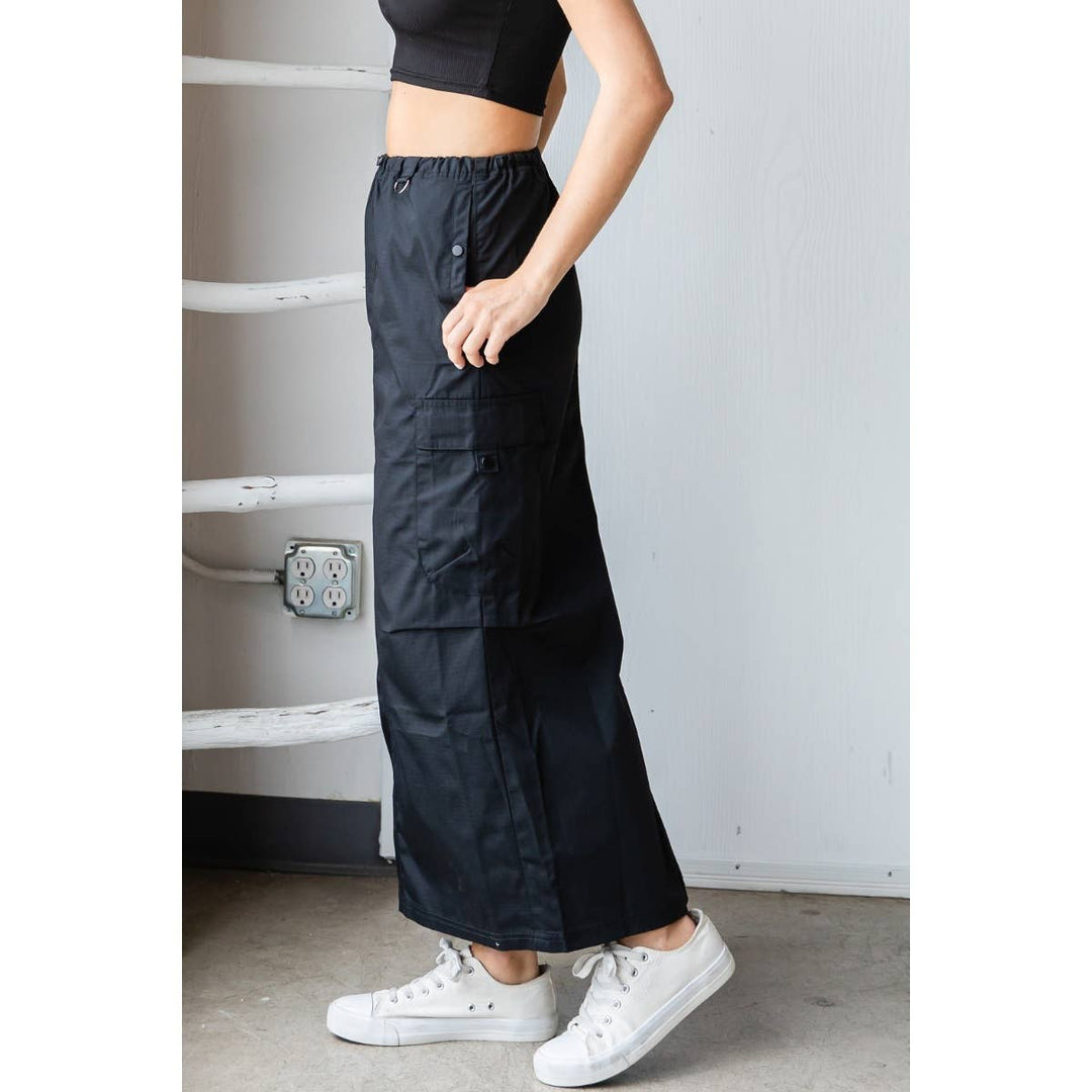 Parachute Cargo Long Skirt: Black / M