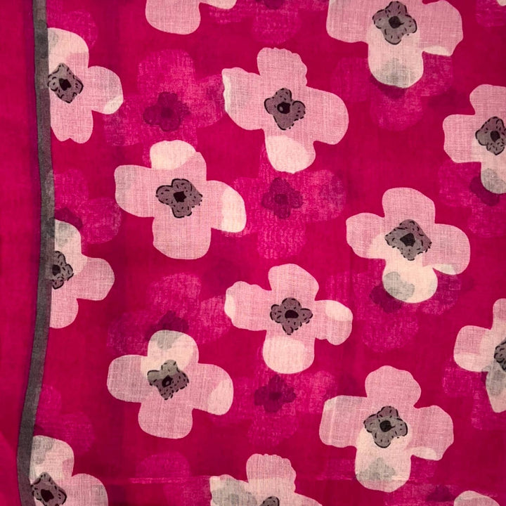 Daisy printed scarf: Black