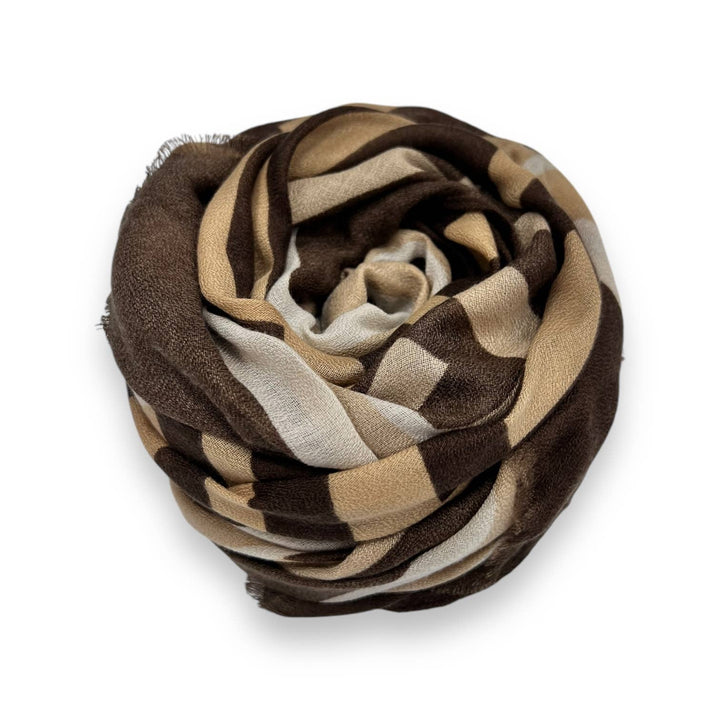 maze print scarf fringes: Black