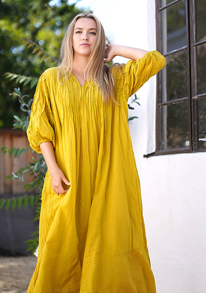 Zing Dress : White / L/XL