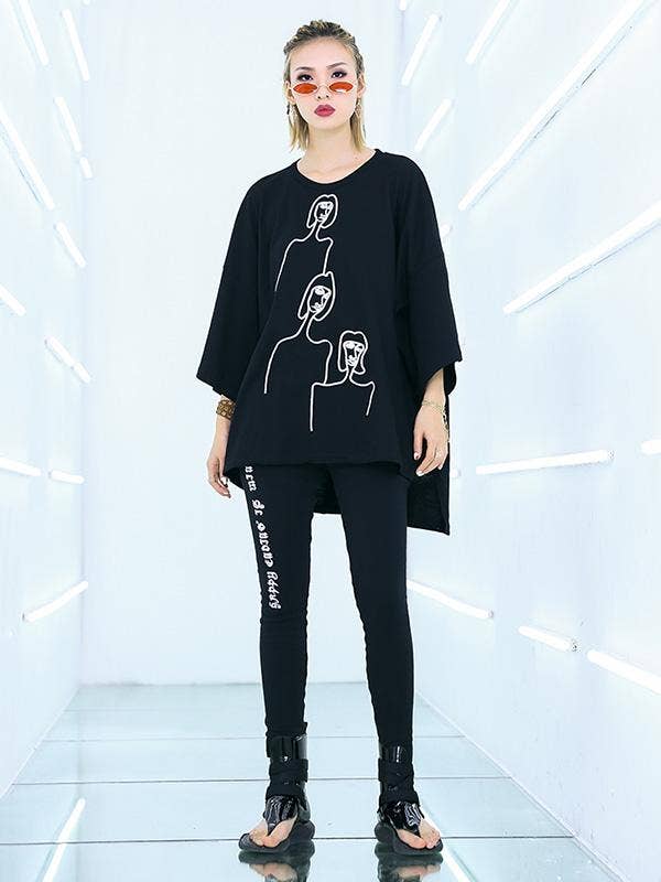 Embroidered Black&White Loose Round-Neck T-Shirt: BLACK / FREE SIZE