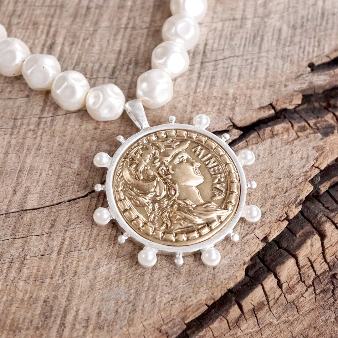 Coin and Pearl Neck – Gold and Silver