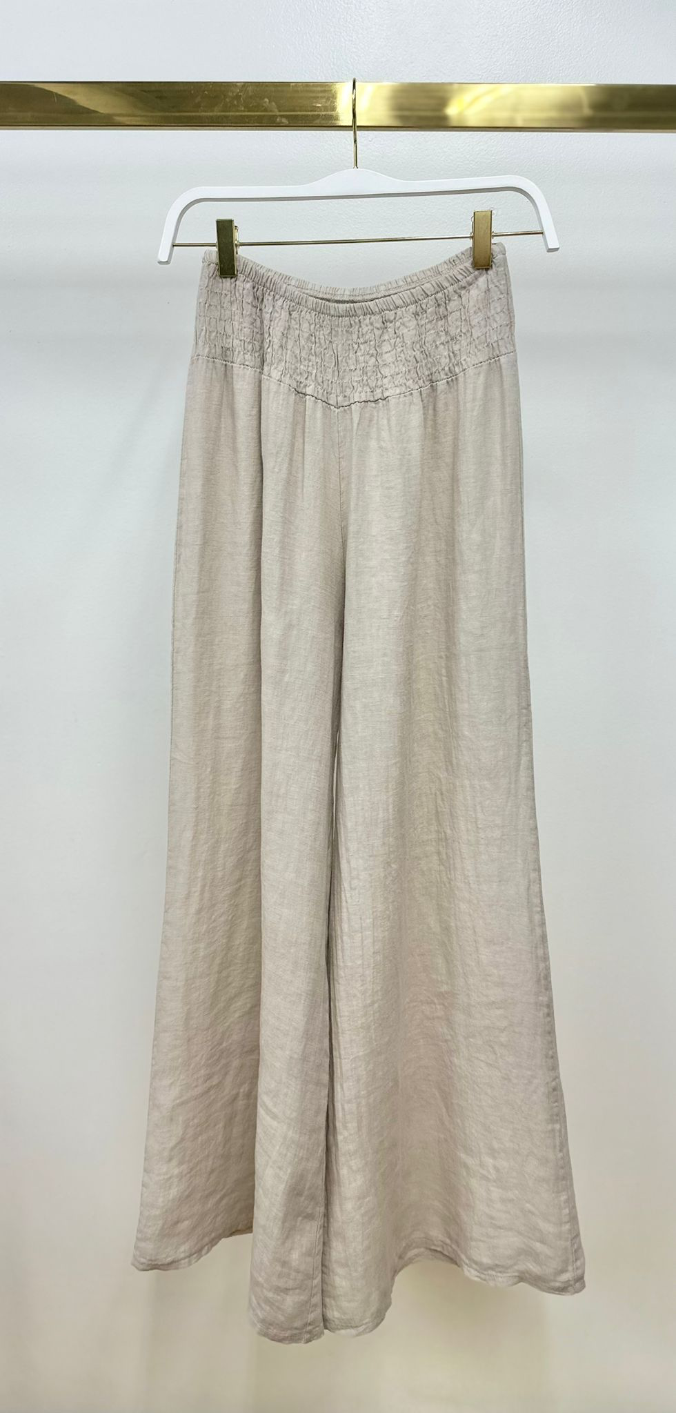 LINEN SMOCKED WAIST PANT: Mocha / XS