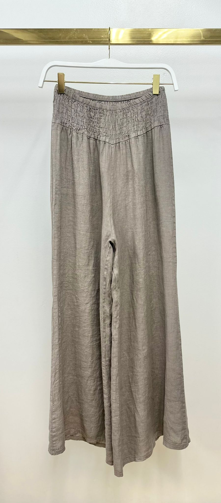 LINEN SMOCKED WAIST PANT: Mocha / S