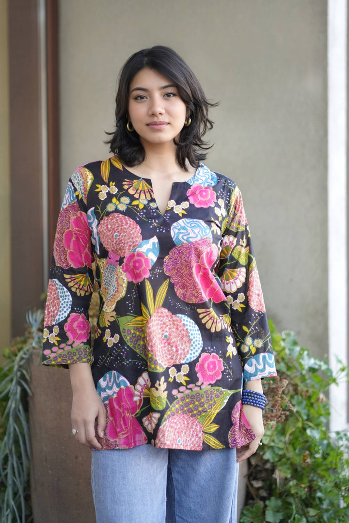Beau Cotton Tunic: Black Multi / M