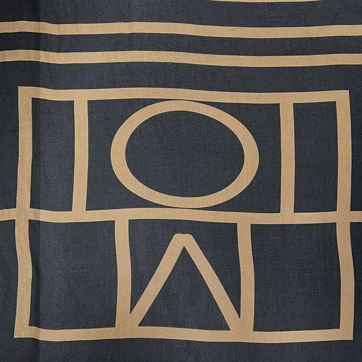 Scarf with Geometric Print Brown