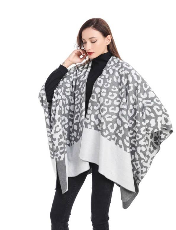 Cheetah Print Reversible Cape: 02 Black