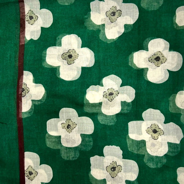 Daisy printed scarf: Black