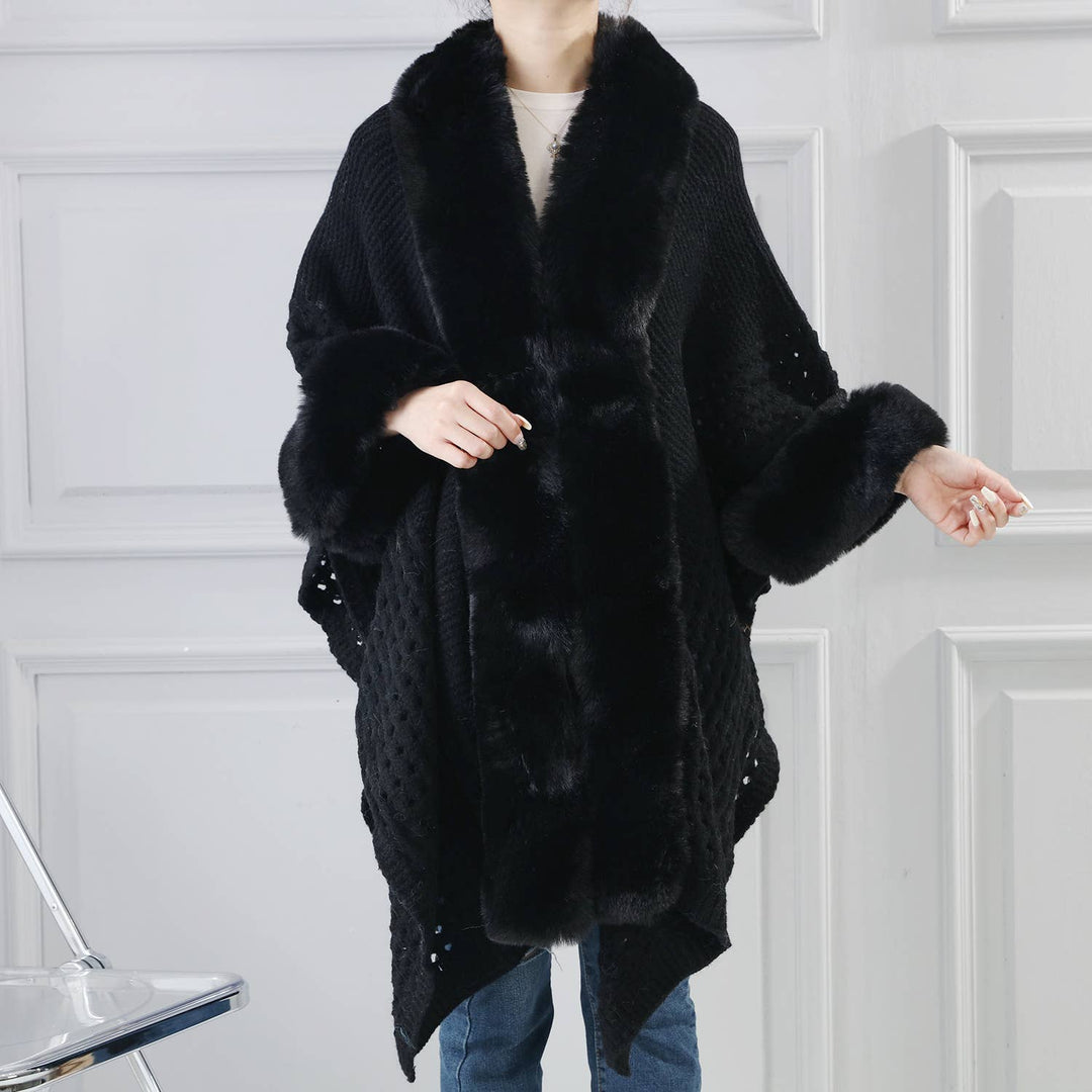 PE364 Hand knitted crochet fur trim cape: Ivory