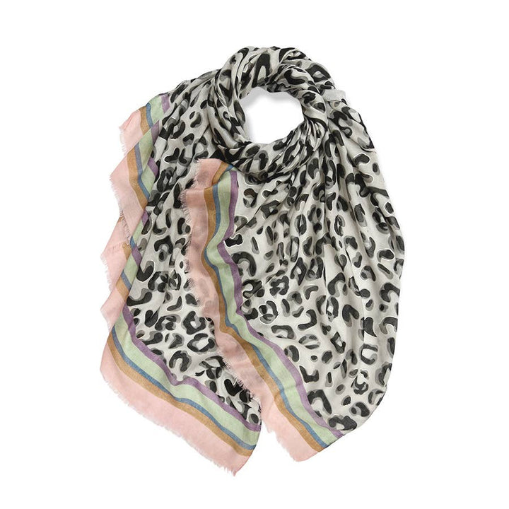 Leopard print with colourful border line: Blue