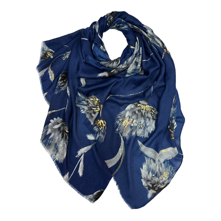 Dusty miller flower scarf: Cream